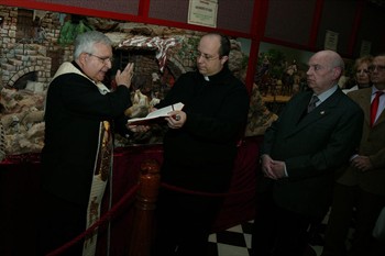 El Obispo de Orihuela-Alicante bendice el Gran Belén de la Diputación